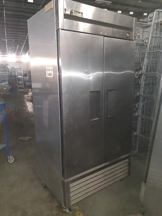 Get a great deal on a mixed load of 9 used TRUE refrigeration units. Available to pick up today in Siloam Springs, AR. 8 Pallet Positions. 1GNITE.