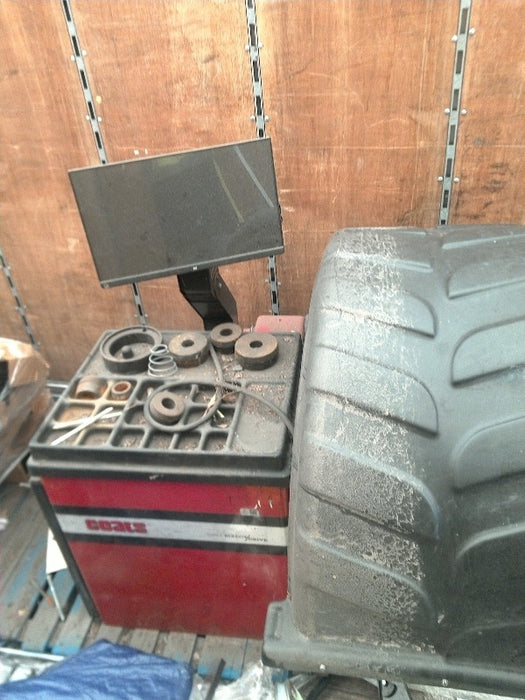 Get a great deal on a used Coats Tire Balancer.  Available for pickup in Phoenix, AZ today. 1 Pallet Positions. 1GNITE.